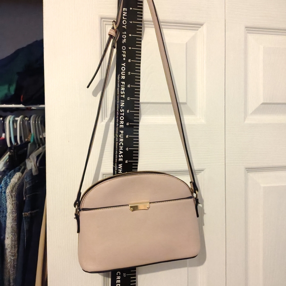 Elegant Cream Shoulder Bag - Picture 14 of 14